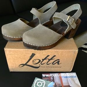 Swedish Lotta Clogs in Highwood Taupe